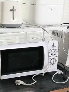 Móc dán tường treo dây điện trong suốt