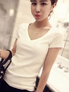 เสื้อยืดคอวีแขนสั้นทรงเข้ารูปผ้าฝ้ายแท้สีขาวสำหรับผู้หญิง เสื้อชั้นในฤดูร้อน ทรงเข้ารูป แขนสั้น คอวี สไตล์ใหม่ 2025