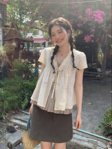 Mixd | Áo Blouse Mùa Hè Thiết Kế Độc Đáo Kích Thích Cảm Giác