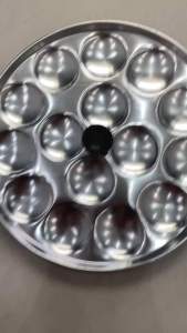 Khuôn làm bánh bèo inox có nút cầm chống nóng