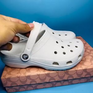 รองเท้า Crcs Lite Ride Clog Size M4  M11รองเท้าแตะ สินค้าถ่ายจากภาพจริง 100%