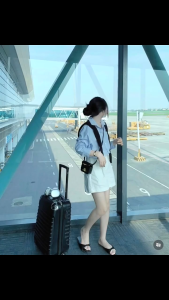 Set công sở đồ mặc hè set áo sơmi cổ bẻ tay dài Lụa sọc kèm khoác phối quần short Kaki có nịt
