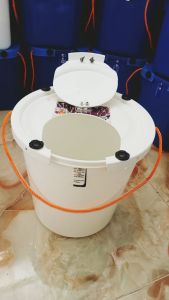 box udang hidup (((putih lonjong))) box udang pancingan box wadah umpan udang pancingan pancing laut perlengkapan pancing laut box udang umpan pancing kapasitas 8 liter