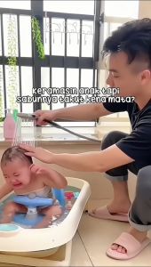 Gratis Semua - Topi Mandi Anak Bayi / Topi Keramas Anak Bayi Dengan Penutup Telinga