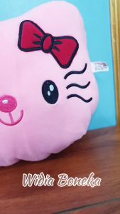 Bantal Karakter Velboa