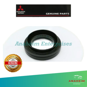 Mitsubishi Mirage G4 / Hatchback Manual Transmission Driveshaft Oil Seal Right Hand / Passenger Side