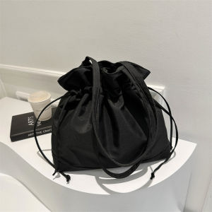 Fashionable Little Meow Dabao Pure Color Bucket Bag with Drawstring Shoulder Strap Casual Style for Youth Polyester Lining