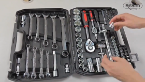 Toolshub 82 Pcs Tool Set Socket Wrench Kit with Torque Spanner for Car Motorcycle Repair Tool Box Set