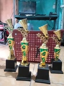 Piala Lomba Juara 1 2 3 4 (FIGUR KOK BODY HIJAU RASER) \\\"costum\\\" FREE STICKER & DESIGN