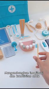 [BIG SALE] UMU Kids Play Pretend Wooden Doctor Medical Set Kit Mainan Edukasi Anak