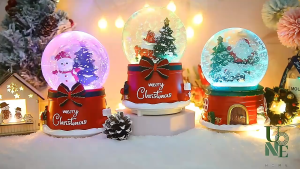 กล่องดนตรีลูกบอลคริสตัลคริสต์มาส หิมะตกอัตโนมัติ + เพลง + หมุน ซานตาคลอส ลูกบอลคริสตัลตุ๊กตาหิมะคริสต์มาส ของขวัญคริสต์มาส