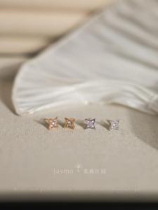 ต่างหูสตั๊ดรูปดาวขนาดเล็กสไตล์เกาหลีและญี่ปุ่น ต่างหูเงิน S925 สำหรับผู้หญิง ต่างหูแบบอเนกประสงค์สำหรับการเดินทางไปทำงาน