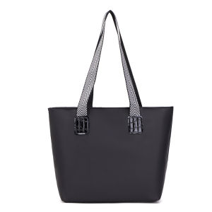 Fashionable Large Capacity Nylon Tote Bag Printed Womens Shoulder Bag Commuter Casual Handbag Plant Floral Pattern