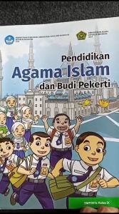 Buku Paket Pendidikan Agama Islam Kelas 9 SMP Kurikulum Merdeka
