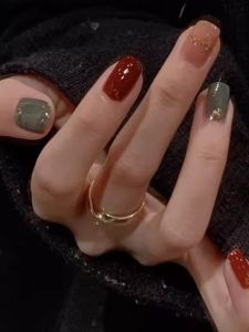 Handmade Christmas Nail Tips Short Pure Color Ice Transparent Red Green Jade Red Student Wearable False Nails Beauty Tools