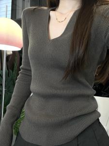 สลิมฟิต คอวี เสื้อผ้าถัก แขนยาวสีทึบ ผู้หญิง เสื้อสเวตเตอร์ Early ฤดูใบไม้ร่วง แจ๊กเก็ต หลากหลาย เสื้อชั้นฐาน สไตล์การเดินทางสํานักงาน