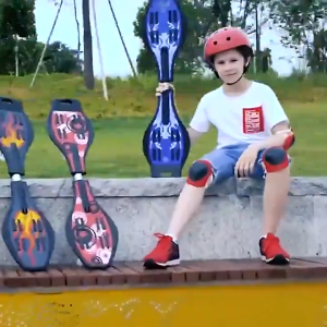 IMUTO 360° Swinging Skateboards for Children Adolescents and Adults with Caster Wheel Skateboards