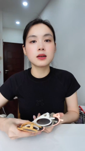 Kính mát cho bé trai bé gái chống tia UV bảo vệ mắt bé 1-6 tuổi