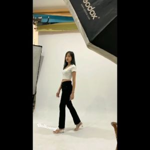 J.093-Celana Cutbray Wanita Hitam Polos-Celana Jeans Cutbray Wanita Hitam Pekat Panjang 100cm