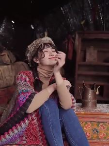 FENGHONGTAO | Knitted Fringe Scarf