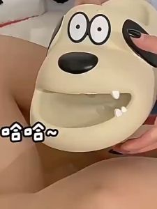 รองเท้าแตะ กันลื่น ลายการ์ตูนสุนัขตาโตน่ารัก เหมาะกับใส่ ในบ้าน ห้องน้ำ สำหรับผู้หญิง