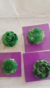 Mặt Dây Chuyền Bông Hồng Nổi Đẹp Anh Chị về bọc Vàng lên làm mặt dây chuyền đeo đẹp sang 100% đá cẩm thạch tự nhiên có 650k/1 mặt ạ