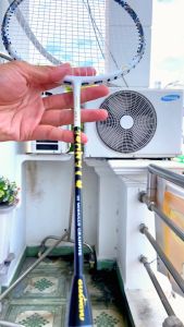 Vợt cầu lông carbon tấn công Guanyu chuyên nghiệp đã đan lưới bền đẹp giá tốt nhất thị trường