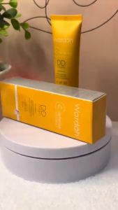 WARDAH DD CREAM C-DEFENSE WITH VITAMIN C 20 ML / CREAM WAJAH