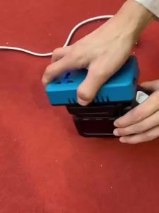 Lithium Battery Smart Inverter Fast Charging Power Inverter Converter 21V To 220V Penukar Outdoor逆变器