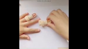 Finger Splint Mallet Finger Support Finger Splint Brace Plastic Finger Support Protector for Adjustable Finger Immobilizer for Basketball Finger Joint Protection