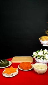 Đĩa để gà cúng cao 11cm rộng 29cm - Bát thuyền nhựa để gà cúng ngày lễ tết. Đĩa để hoa quả trái cây thắp hương.