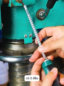 Tua vít 2 đầu tăng chỉnh chiều dài linh hoạt – Tay cầm chống trượt nhỏ gọn tiện lợi đa năng