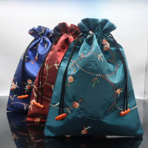 Drawstring Gift Bag For Jewelry & Collections