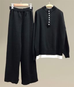 เซ็ท Airport looks ไหมพรมทอเสื้อแขนยาวแจ่งกระดุม คอจีน มาพร้อมกางเกงขายาว