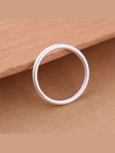 Retro Pure Silver Ring for Women Simple Elegant Minimalist Student Party Gift Unadorned Circle Ring Traditional Craft Copper Material