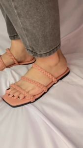 Sandal Wanita Slop Gesper Kekinian Sendal Cewe Terbaru Masa Kini BELOVA