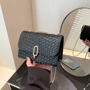 New Womens Crossbody Bag Luxury Versatile Underarm Single Shoulder Chain Woven Small Square Bag Fashionable Retro Style