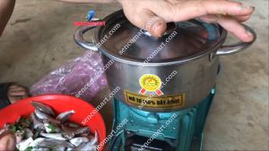 Máy xay thịxay cá công suất 750W 1 lần xay 500g thịtcá