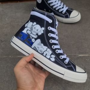 Obral Sepatu Sneakers Motif Karakter & Gaya Korea 70-an