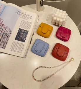Cute Quality PU Leather Mini Square Button Coin Purse with Keyhook