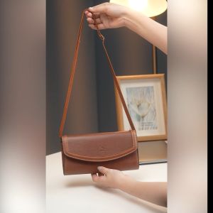 Ví Lata (Thời trang nữ dáng dài phối dây đeo chéo - Ví da VN79)