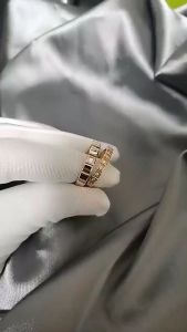 Ly Eagle Ice Block Diamond Grid Ring: A Three-Dimensional 18K Rose Gold Luxury Style Scratch & Fade Resistant Ring