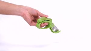 Salad Tongs For Toss and Chop Vegetable Salad Kitchen Shears Salad Scissors 2in1 Food Chopper Double Blade For Easy Salad Making