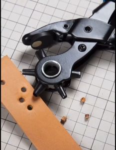Leather Hole Punch Belt Hole Puncher for Leather Heavy Duty Revolving Leather Belt Hand Hole Puncher