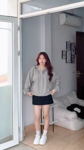 Áo Khoác Gió Nữ Áo Gió Nữ Cao Cấp 2 Lớp Form Croptop VẢI GIÓ NHĂN CÓ MŨ Chống Nắng Chống Gió