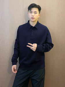 เสื้อยืดคอโปโลแขนยาวสีน้ำเงินสำหรับผู้ชาย แฟชั่นฤดูใบไม้ร่วง ดีไซน์เก๋ไก๋ เสื้อเชิ้ตคอกลม เสื้อเชิ้ตชั้นใน