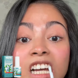 Oralhoe Instant Teeth Whitening Paint 15ml: Removes teeth stains/coffee stains/yellow stains/tobacco stains in 10 seconds.