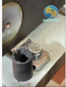 11PCS Damaged Bolt Lug Nut Lock Remover 3/8" Twist Socket Set Screw Extractor Tool Box Rusted Rust Nuts Wrench tools set Sleeve Sets bolts Damaged Rusty Anti-slip Screws Wrench With Carrying Box Dropshipping