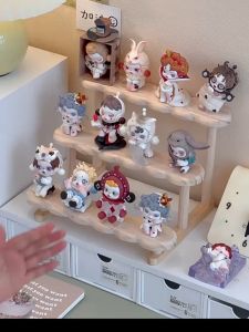 Pure solid wood display rack storage rack desktop trendy figure Bubble Mart blind box doll succulent small ornaments storage rack