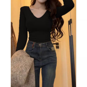 Cotton Khaki Long Sleeve V-Neck Short T-Shirt Women Early Autumn Design Chicken Heart Neck Spicy Girl Top Fashionable Casual Wear